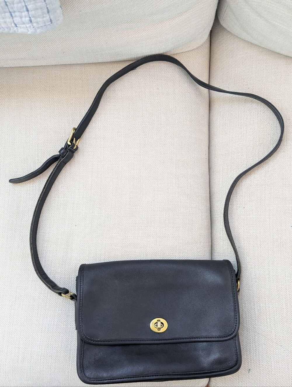 Vintage 90s Black Coach Compartment Bag 9850